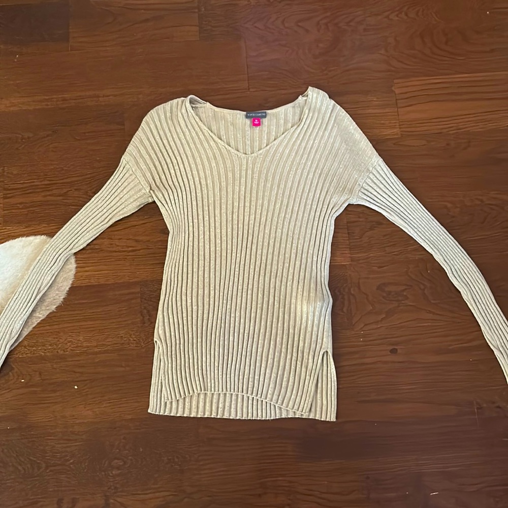 Gold metallic v-neck knit top